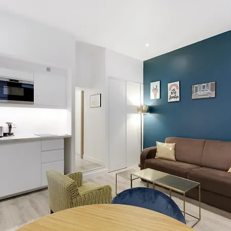 Pick A Flat's In Batignolles - Passage Cardinet